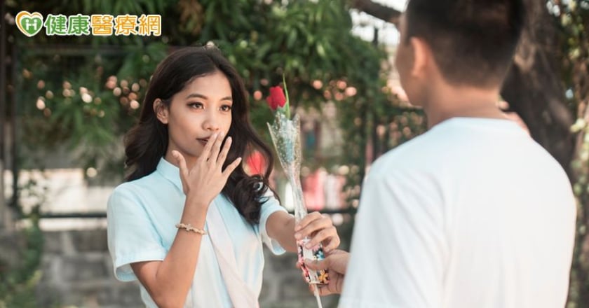 節慶氛圍激發青少年想戀愛 專家提「3不1要」舒緩緊張親子關係
