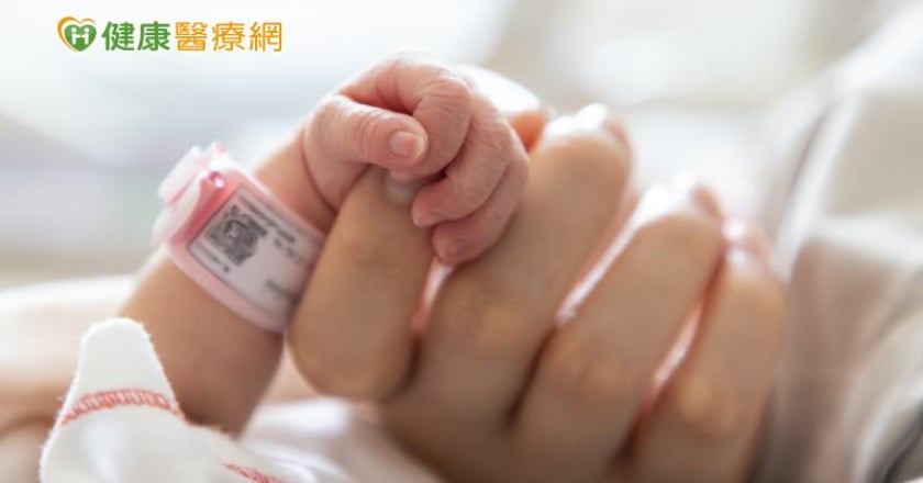 產後媽咪也需被照顧!公費「產後健康照護」正式上路 4大服務重點一次看