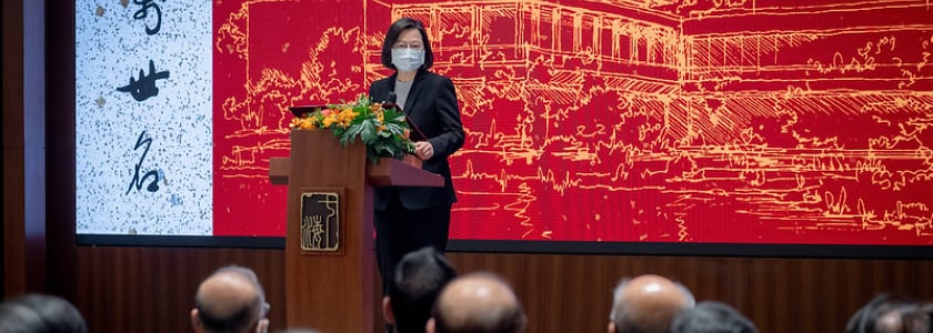 蔡英文訪七海，做總統合理，做黨主席不合情
