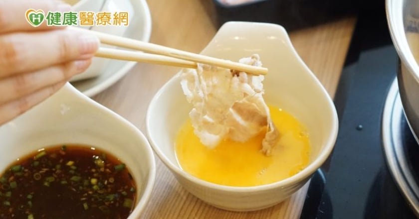 冬季吃鍋別沾生蛋　沙門氏菌比膽固醇更危險！