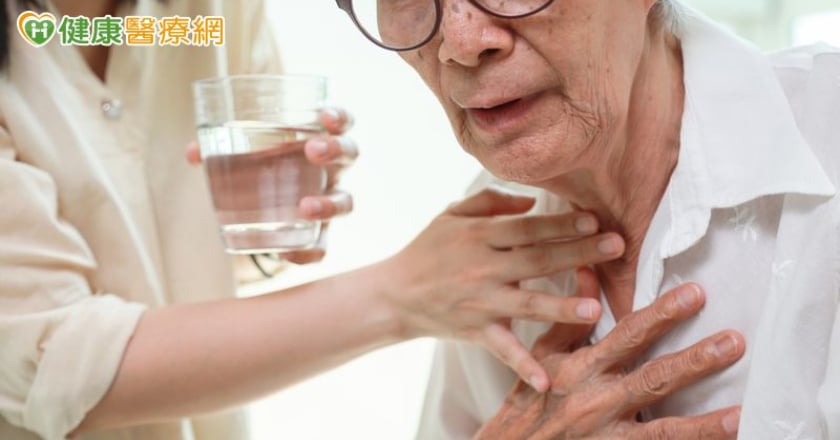 口腔也會衰弱！每天3至5分鐘練「益口銅身操」訓練咀嚼、吞嚥能力