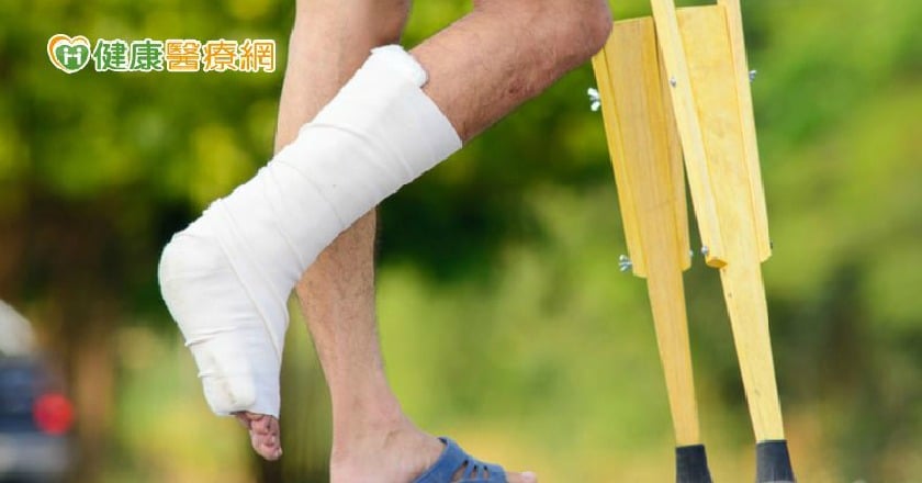 骨折後遺症讓四肢變形！ 　矯正治療重拾行動力