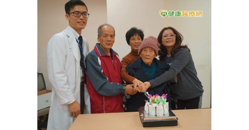 30%髖部骨折1年後死亡　長期臥床導致