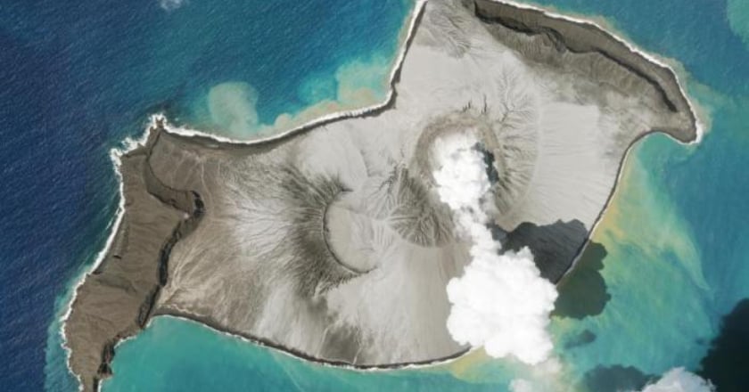東加火山噴發首例死亡 女子為救收容所犬隻遭海嘯捲走