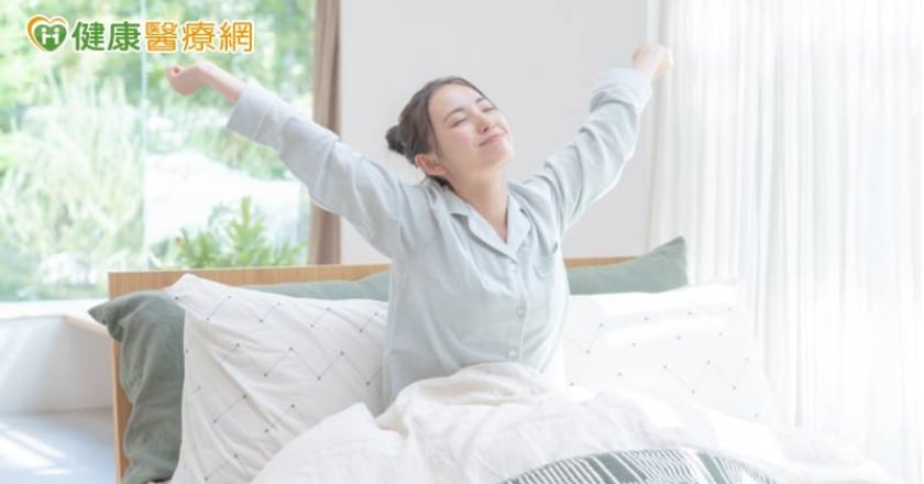 日光取代鬧鐘喚醒！　高醫首創「1系統」改善睡眠障礙