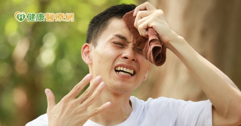 清涼劑可以幫助降溫嗎? 中暑急救5步驟記起來