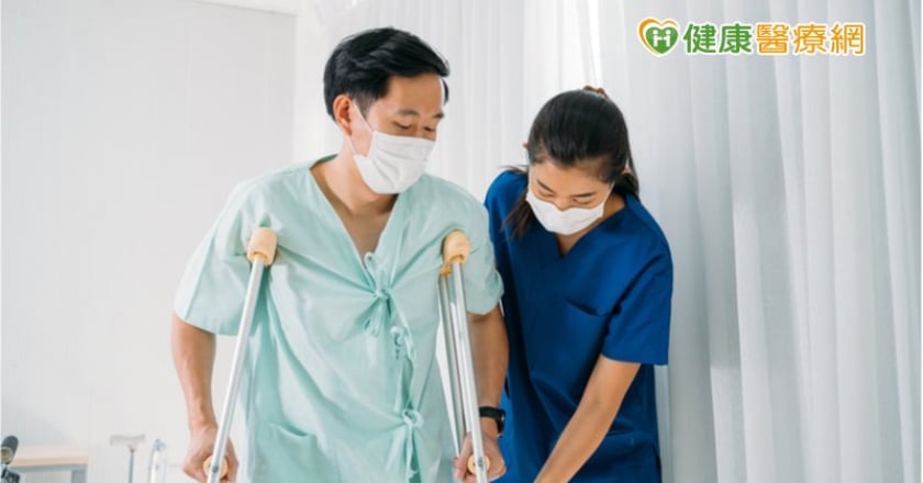 行動不便、無法行走　機械式助行器你用對了嗎？