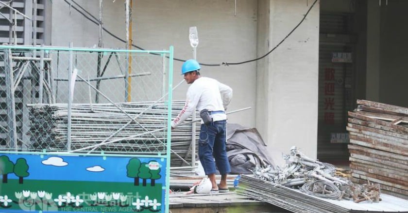6月失業率3.74% 季調後創22個月新低